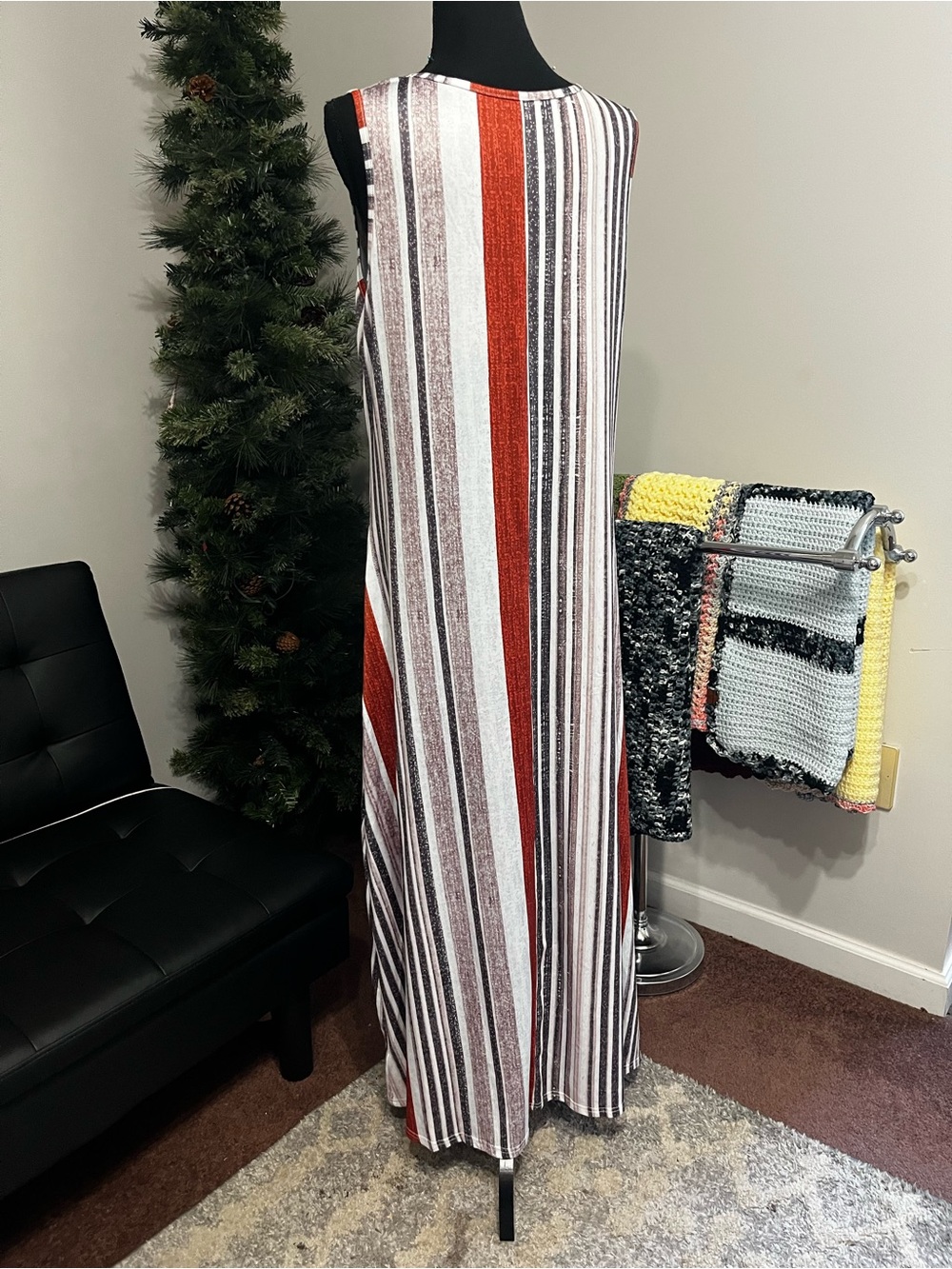 Sleeveless Striped Maxi Dress in Rust, White & Black with pockets - Picture 2 of 9